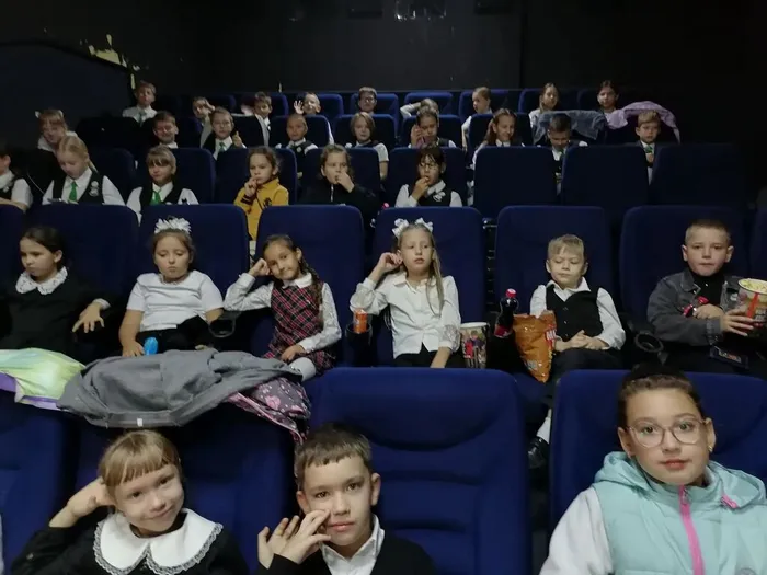 Просмотр нового российского семейного фильма «Как Иван в сказку попал»
