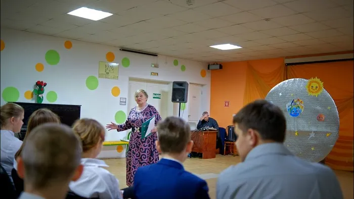 Праздничная программа "МЫ - ДЕТИ ГАЛАКТИКИ"