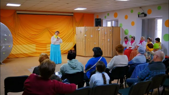 "ПАСХАЛЬНОЙ РАДОСТИ СИЯНЬЕ"