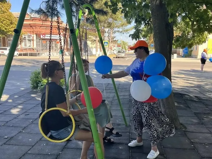 Акция «Флаг моей страны», посвящённая Дню государственного флага России!