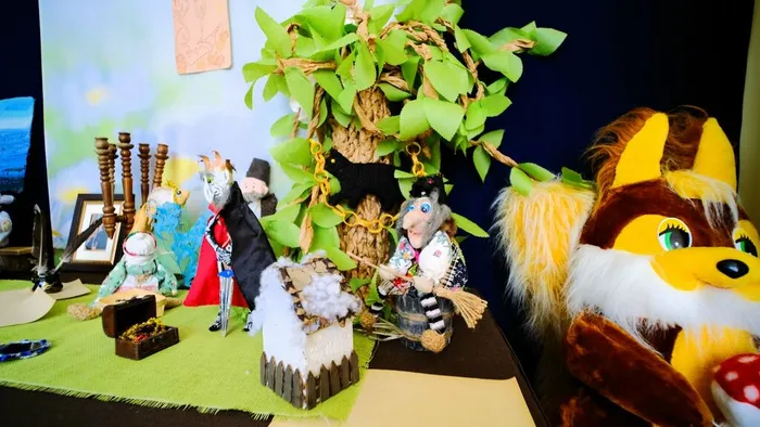 Открылась выставка, посвящённая великому сказочнику Пушкину А.С.