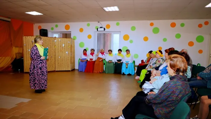 "ПАСХАЛЬНОЙ РАДОСТИ СИЯНЬЕ"