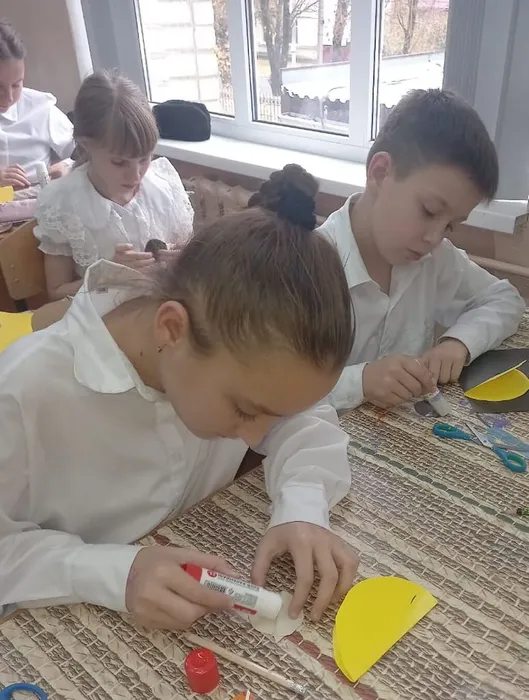 Мастер-класс на тему «Синичкин день: мастерим птичек»