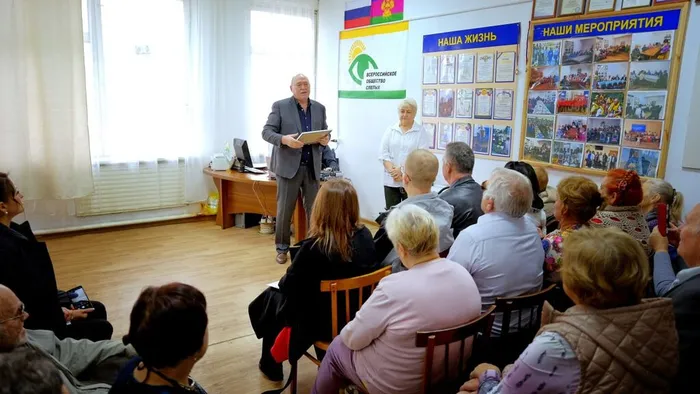 «Искусство жить на ощупь» концертная программа в Обществе слепых