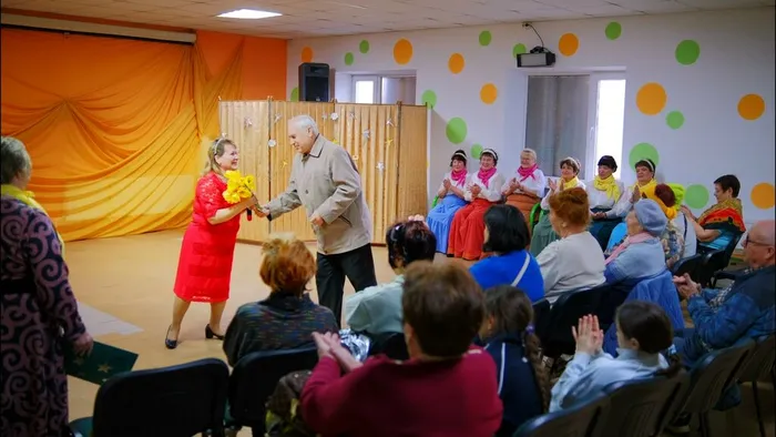 "ПАСХАЛЬНОЙ РАДОСТИ СИЯНЬЕ"