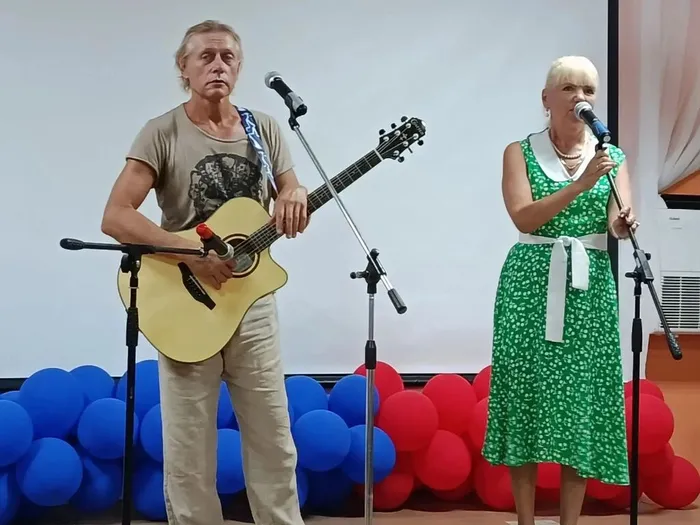 Творческая встреча &nbsp;"За оранжевым стягом костра", посвященная 30 - летию создания Приморско- Ахтарской районной общественной организации "Творческий интеллектуальный клуб "Восхождение"