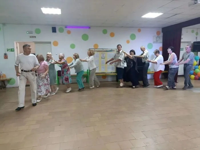 "Танцевать - это здорово!"
