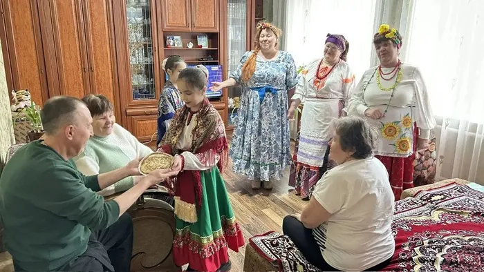 "НАШИ &nbsp;ПЕСНИ &nbsp;ЗВУЧАТ &nbsp;ВЕРНЫМ &nbsp;СЫНОВЬЯМ &nbsp;ОТЧИЗНЫ!"