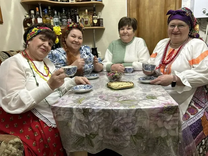 "НАШИ &nbsp;ПЕСНИ &nbsp;ЗВУЧАТ &nbsp;ВЕРНЫМ &nbsp;СЫНОВЬЯМ &nbsp;ОТЧИЗНЫ!"