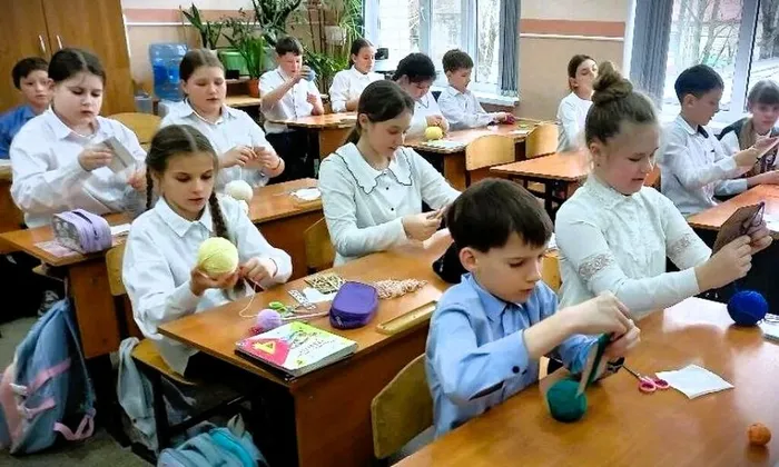 Игрушка из ниток
