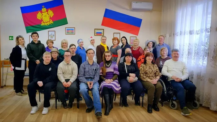 Театрализовано- концертная программа "С улыбкой по жизни"