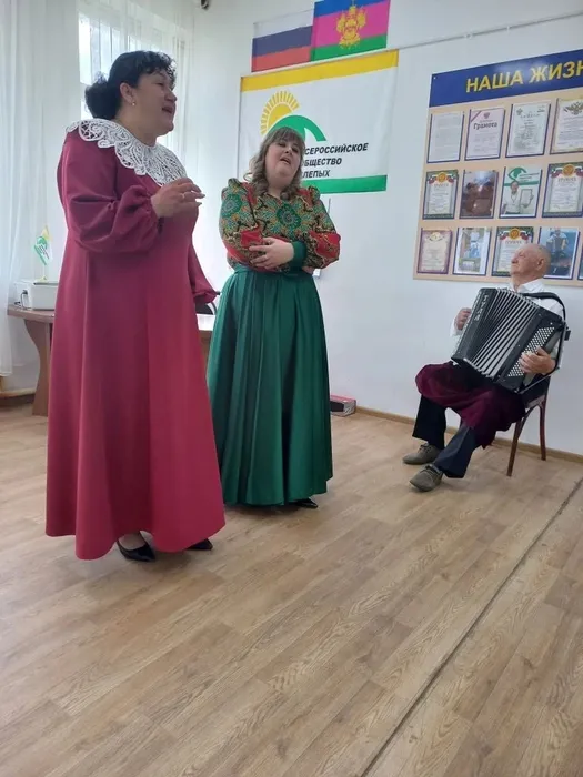 Концертная программа «Этих дней не смолкнет слава!»