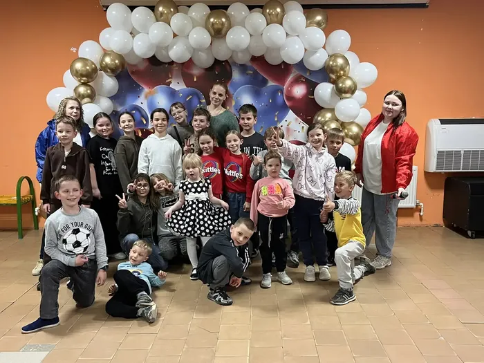 Игротека-дискотека, посвященная Первомаю, открытию аттракционов, прошла в ПКиО