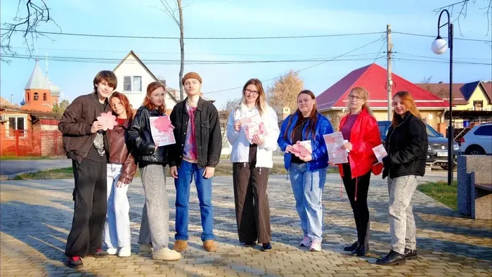 Международный день театра: акция #ДарюТепло в Приморско-Ахтарске