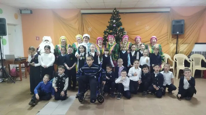 У вокальной группы «Бабье лето» - в гостях юные школьники