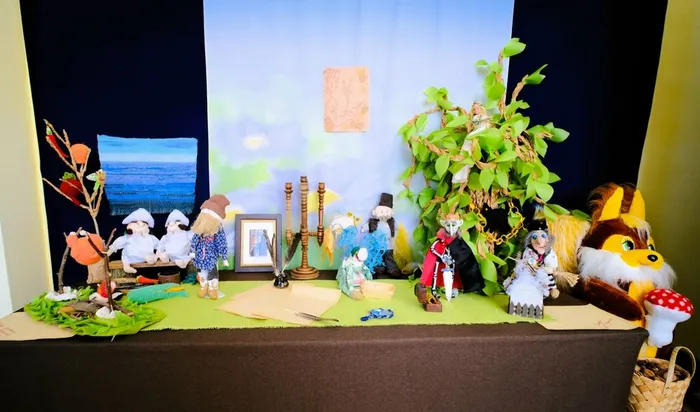 Открылась выставка, посвящённая великому сказочнику Пушкину А.С.