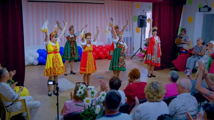 Праздничный концерт ко Дню России
