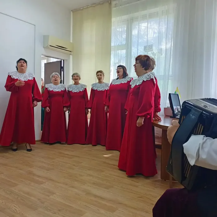 Концертная программа «Этих дней не смолкнет слава!»
