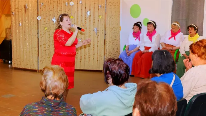 "ПАСХАЛЬНОЙ РАДОСТИ СИЯНЬЕ"