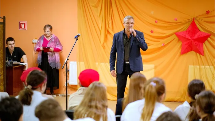 Героям родного Отечества сегодня посвящен Час Мужества