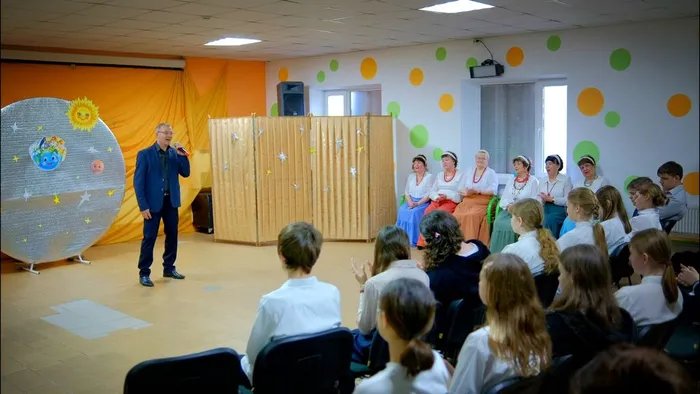 Праздничная программа "МЫ - ДЕТИ ГАЛАКТИКИ"