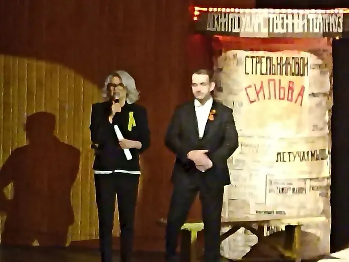 Коллектив Кино- досугового центра «Родина» посетил театр Драмы  г. Краснодара, в котором была представлена премьера спектакля «Актриса».