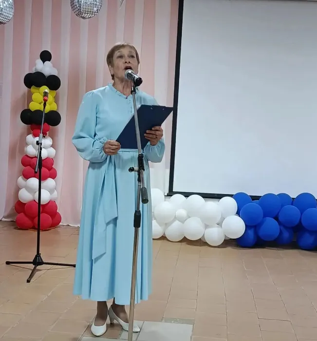 Творческая встреча &nbsp;"За оранжевым стягом костра", посвященная 30 - летию создания Приморско- Ахтарской районной общественной организации "Творческий интеллектуальный клуб "Восхождение"