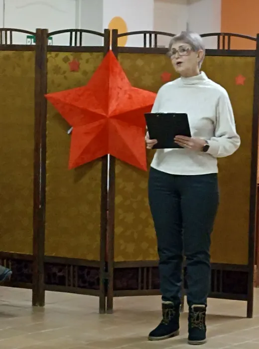 "Мы память пронесем через года..."