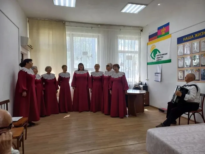 Концертная программа «Этих дней не смолкнет слава!»