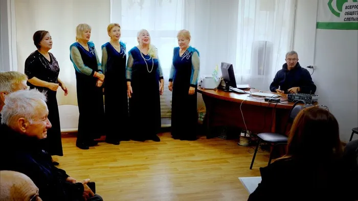 «Искусство жить на ощупь» концертная программа в Обществе слепых