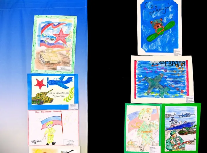 В преддверии Дня защитника Отечества в Кино-досуговом центре «Родина» проходит выставка, организованная участниками кружка «Радуга идей»