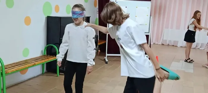 Театрализовано-игровая программа "В школьном царстве- волшебном государстве"