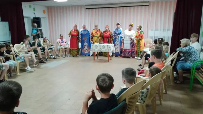 "ПОСИДЕЛКИ на ЗАВАЛИНКЕ"