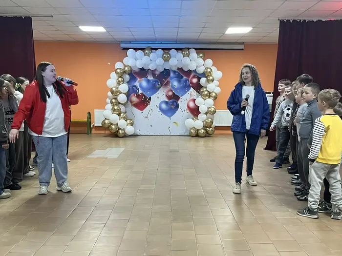 Игротека-дискотека, посвященная Первомаю, открытию аттракционов, прошла в ПКиО