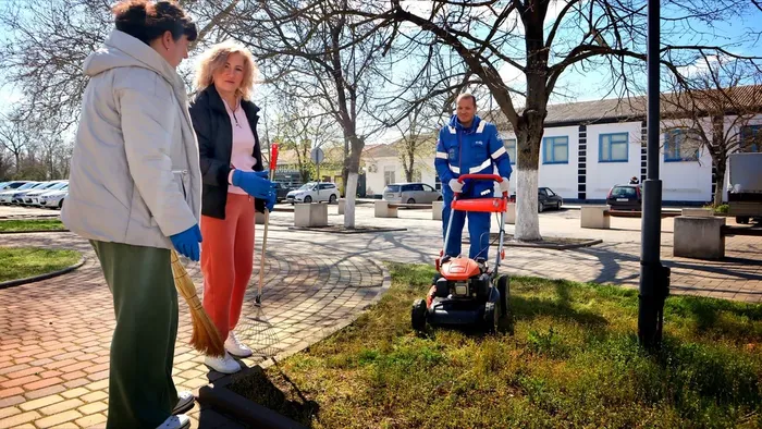 Весенний субботник с Газпромнефть-Аэро