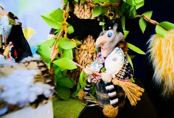 Открылась выставка, посвящённая великому сказочнику Пушкину А.С.