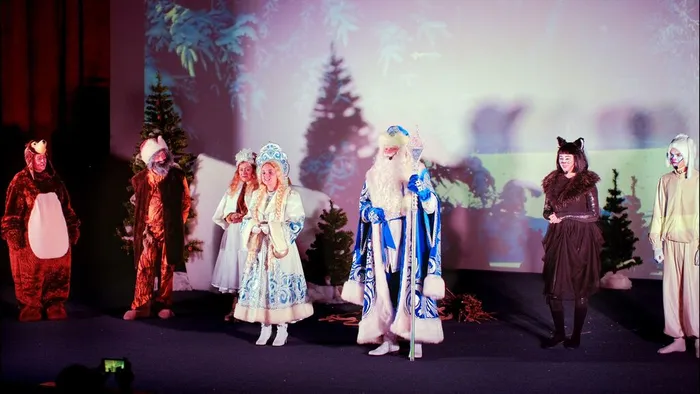 Стартовала череда спектаклей  «НОВОГОДНИЕ ПРОДЕЛКИ БАБЫ ЯГИ»
