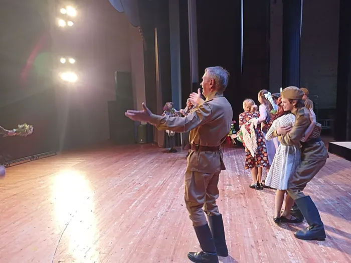 🕊 День Великой Победы — память о подвиге великого народа, отстоявшего жизнь и будущее человечества.