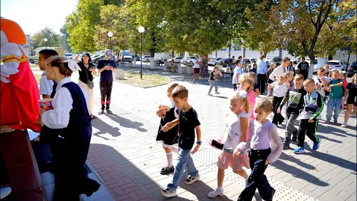 Учащиеся школы №13 посетили кино-досуговый центр «Родина»