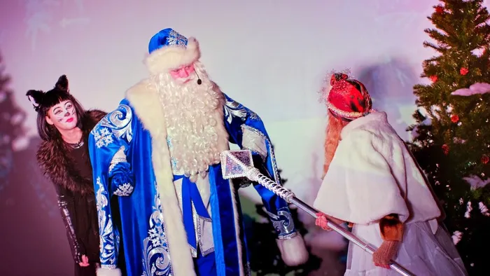 Стартовала череда спектаклей  «НОВОГОДНИЕ ПРОДЕЛКИ БАБЫ ЯГИ»