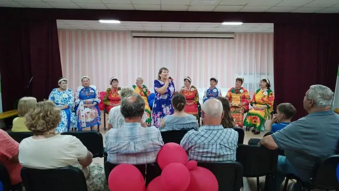 Праздничная программа "ЛЮБОВЬ и ВЕРНОСТЬ - два &nbsp;крыла ЛЮБВИ"