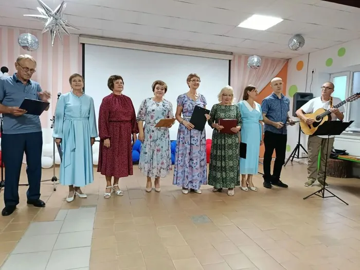 Творческая встреча &nbsp;"За оранжевым стягом костра", посвященная 30 - летию создания Приморско- Ахтарской районной общественной организации "Творческий интеллектуальный клуб "Восхождение"