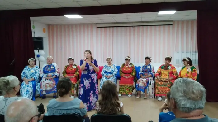 Праздничная программа "ЛЮБОВЬ и ВЕРНОСТЬ - два &nbsp;крыла ЛЮБВИ"